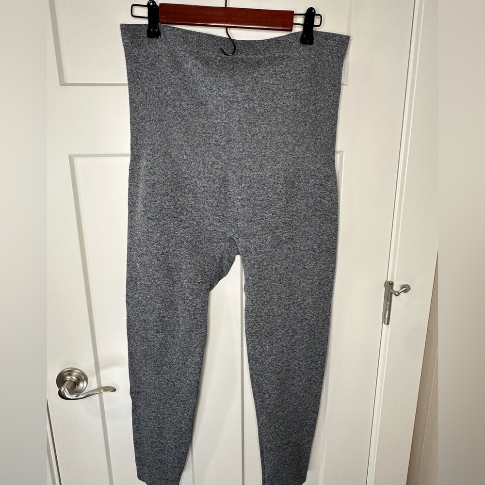 Shapermint Essentials Gray High-Waisted Leggings … - image 9